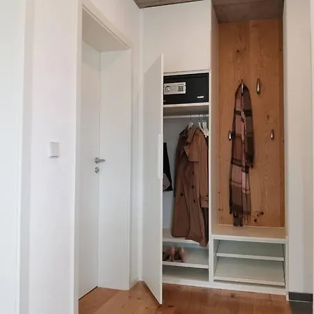 Moderne Rhenum Mit Wallbox * Waldshut-Tiengen