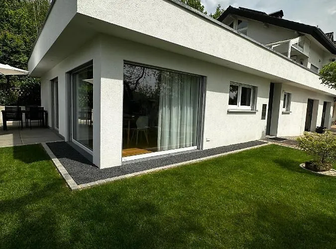 Feriehus Moderne Rhenum Mit Wallbox